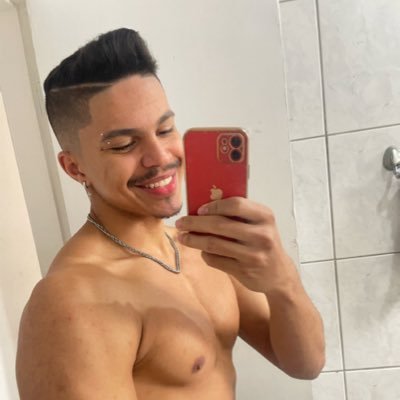 yuriferro1's profile picture