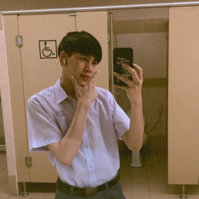 poch_p's profile picture