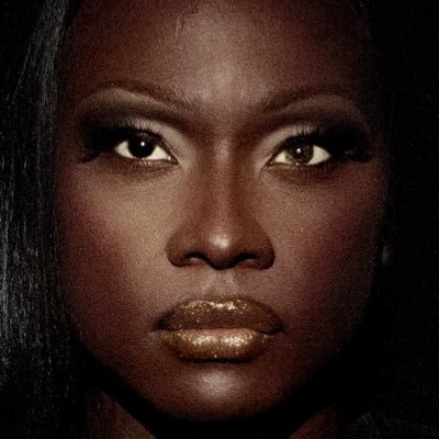 Versace Hottie's profile picture