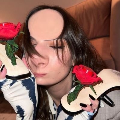 todo dia haters da anitta passando vergonha's profile picture