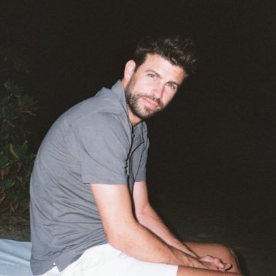 Gerard Piqué's profile picture