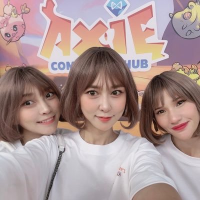 axiesisters's profile picture