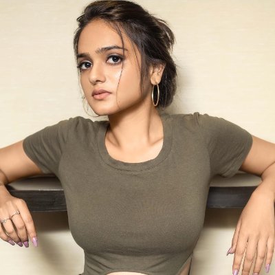 urssrisatya's profile picture