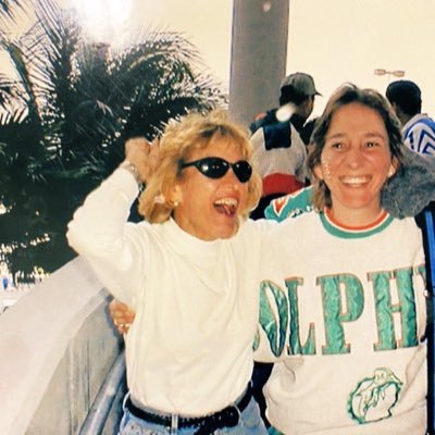 Lisa | I’m Fighting Cancer for you mom😇💔's profile picture
