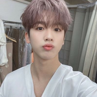STRONG Y_H's profile picture