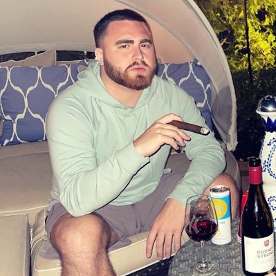 Los 🍇's profile picture