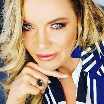 MsLizSchmitt's profile picture