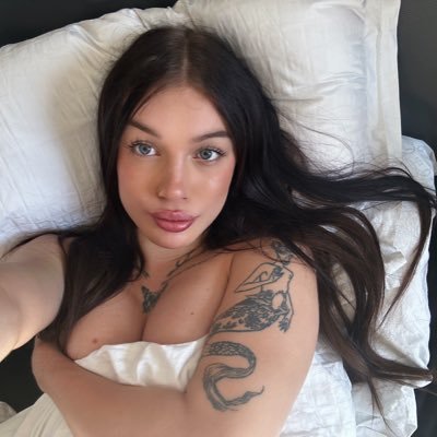 callmeambre's profile picture