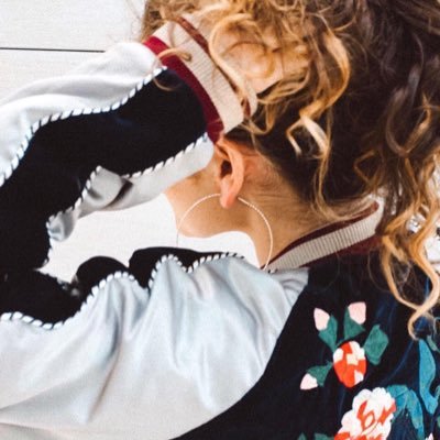 ✭*⋆'s profile picture