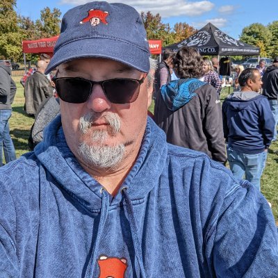 Tim Hitchings proudly TJ's Dad! YAK Gauntlet 4.07's profile picture