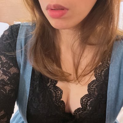 jjTinloveyou's profile picture