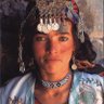 آن زن آزاده منم's profile picture