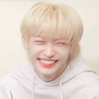 Aurora915's profile picture