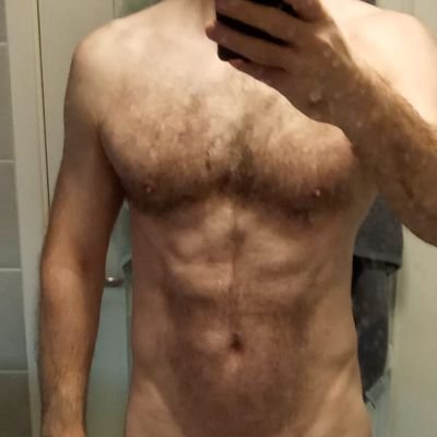 hungmuscledad's profile picture