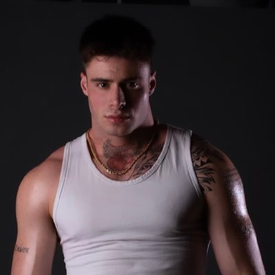bruce huxley's profile picture