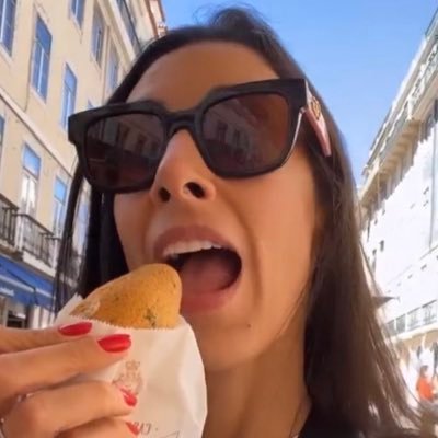 badviuva's profile picture