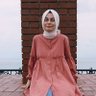 Melek Azaklı 的头像