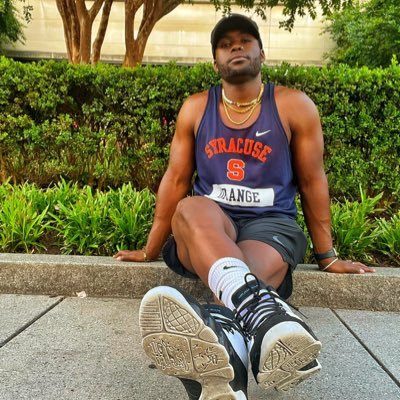 chronically right's profile picture