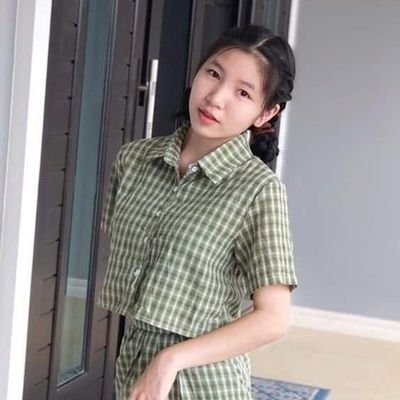 SYe2iB38YswXMPg's profile picture