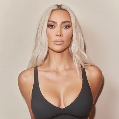 Kim Kardashian's profile picture