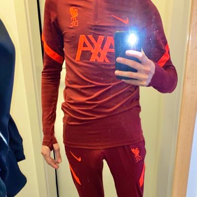 SportswearKink ⚽️'s profile picture