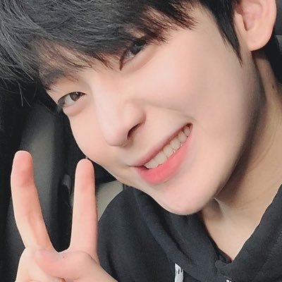kdramakings's profile picture