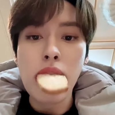 lu | gaon's gf's profile picture