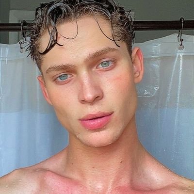 NudesLeakedOF's profile picture
