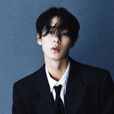 vvookniverse's profile picture