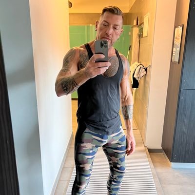 abfabspandex's profile picture