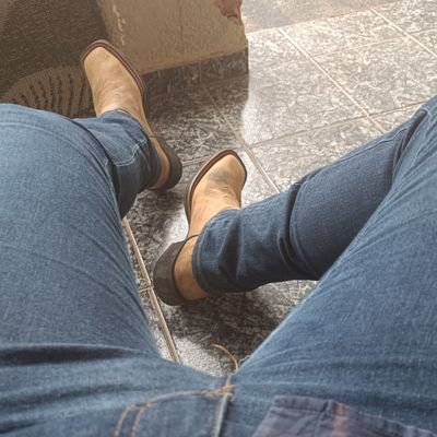 e228151257b7443's profile picture