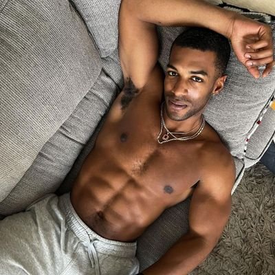 jendjd33461063's profile picture