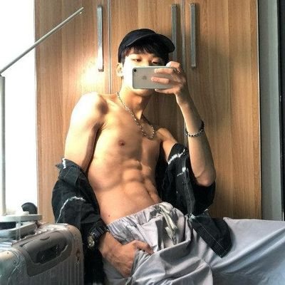 Chris 嗨zzzhhh123's profile picture