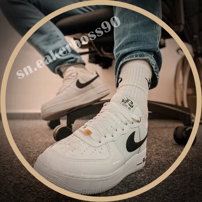SneakerBoss7's profile picture