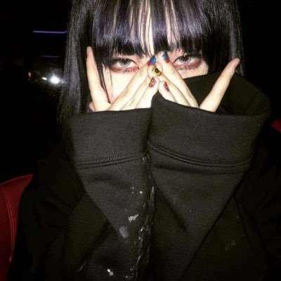m 🖤's profile picture