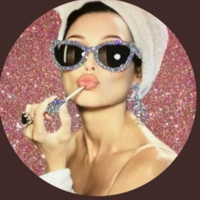 Val's profile picture