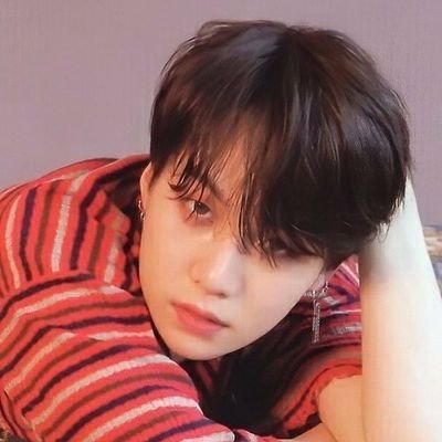 whorieyoonie's profile picture