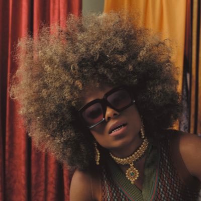 FLEUR EAST's profile picture