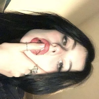 rrararar_'s profile picture