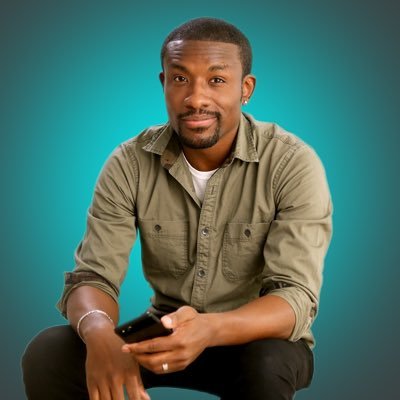 UrAvgConsumer's profile picture