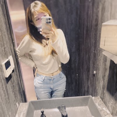 魚醬` 子's profile picture