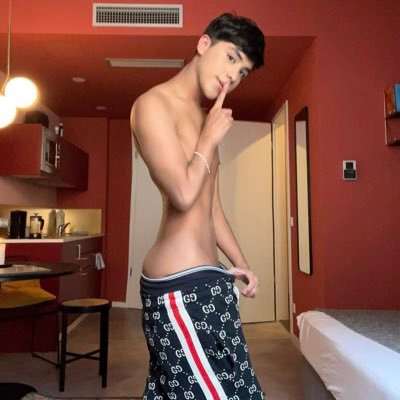 Valentino2589's profile picture