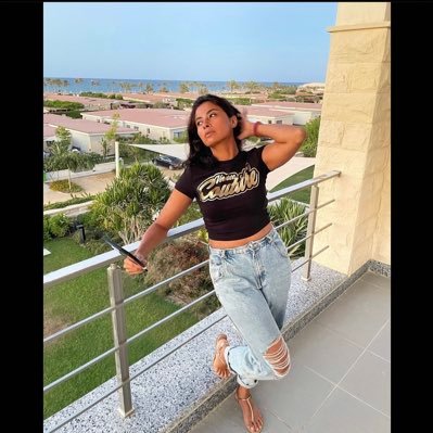 ဇ's profile picture