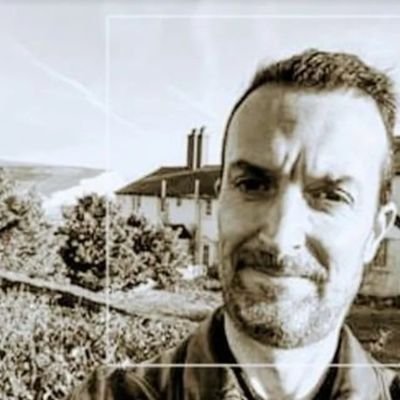 Stephen Uzzell's profile picture