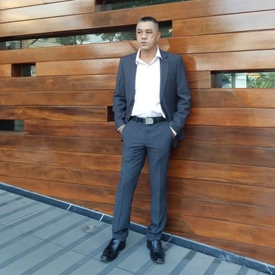 Lertsak's profile picture