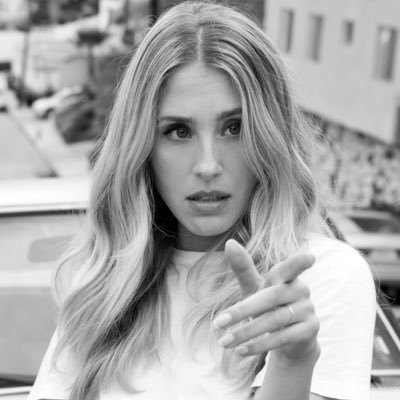 TheLisaGilroy's profile picture