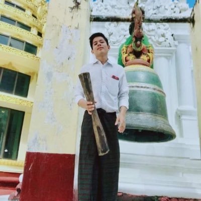 YeBhoneLu3's profile picture