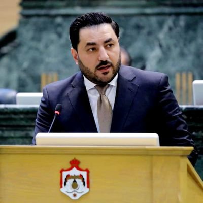 ينال فريحات's profile picture