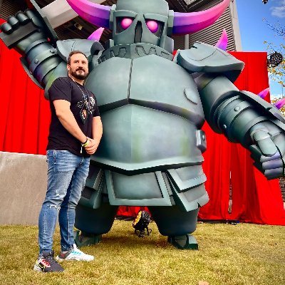 RevolAimar's profile picture