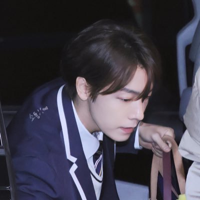 tong_avril's profile picture